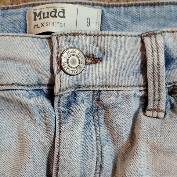 Mudd Flex Stretch Distressed Denim Skirt Women's Size 9 - Picture 4 of 7
